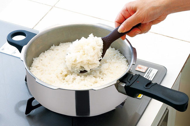 炊飯器は必要ない 圧力鍋で シンプル生活への第一歩 公式 ゼロ活力なべ オールパンのアサヒ軽金属工業 公式 ゼロ活力なべ オールパンのアサヒ軽金属工業